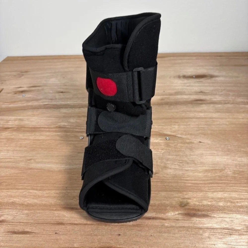 Black Short Medical Walking Boot Orthopedic Fracture Ankle Brace Size Medium